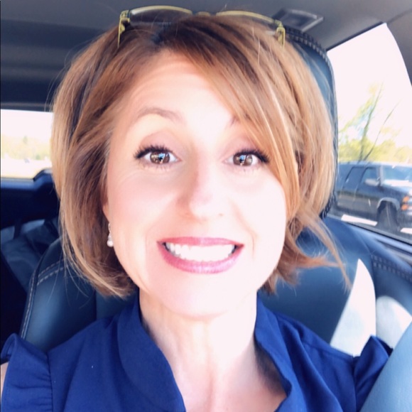 Meet your Posher, Cheryl - Picture 1 of 1